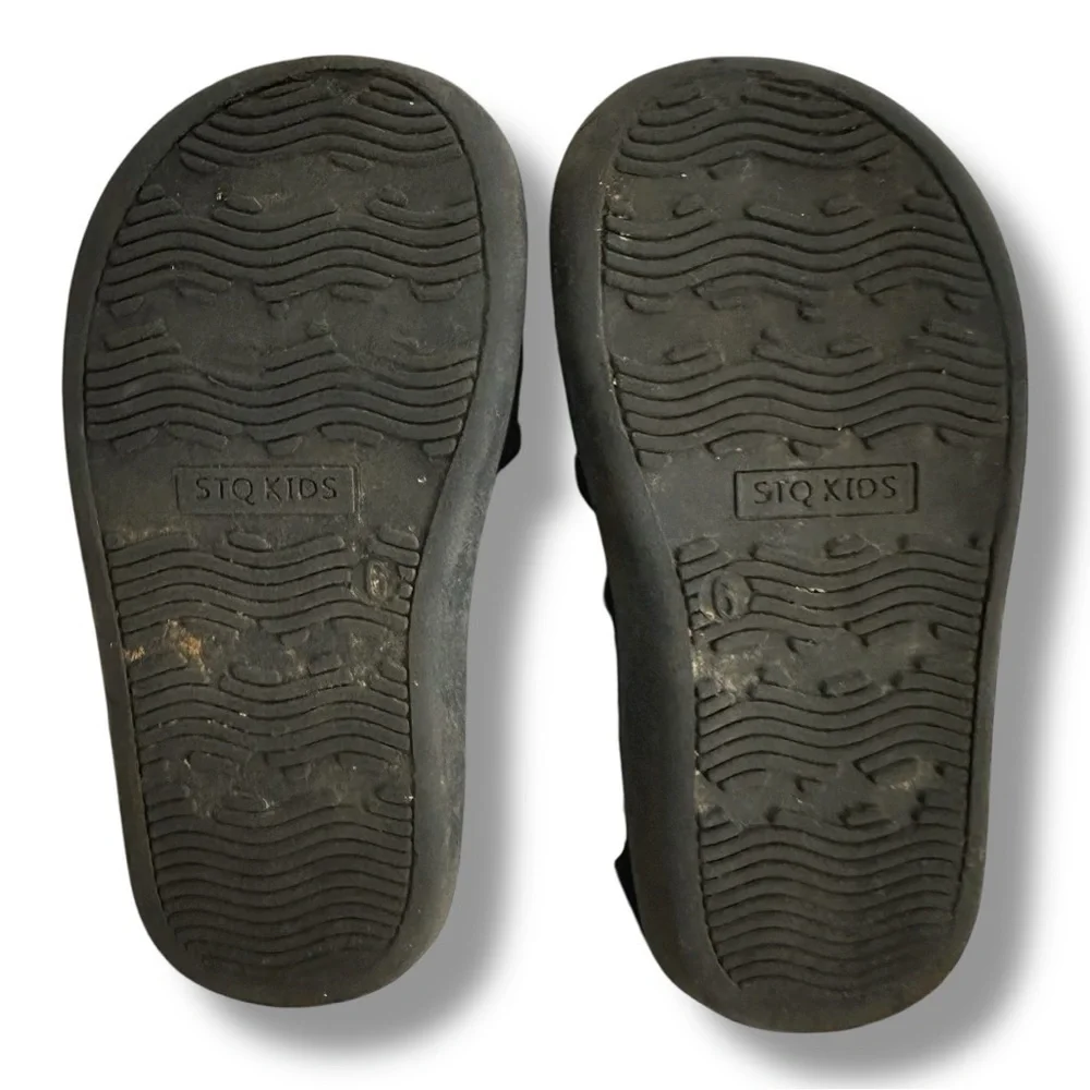 STQ Kids | Quick Dry Water Shoes (6T) 🦕
